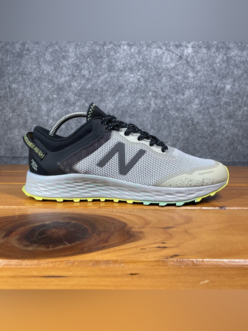 New Balance Fresh Foam Arishi Trail Womens 10 D Wide Gray Running Shoes WTARISS1 - Picture 9 of 15